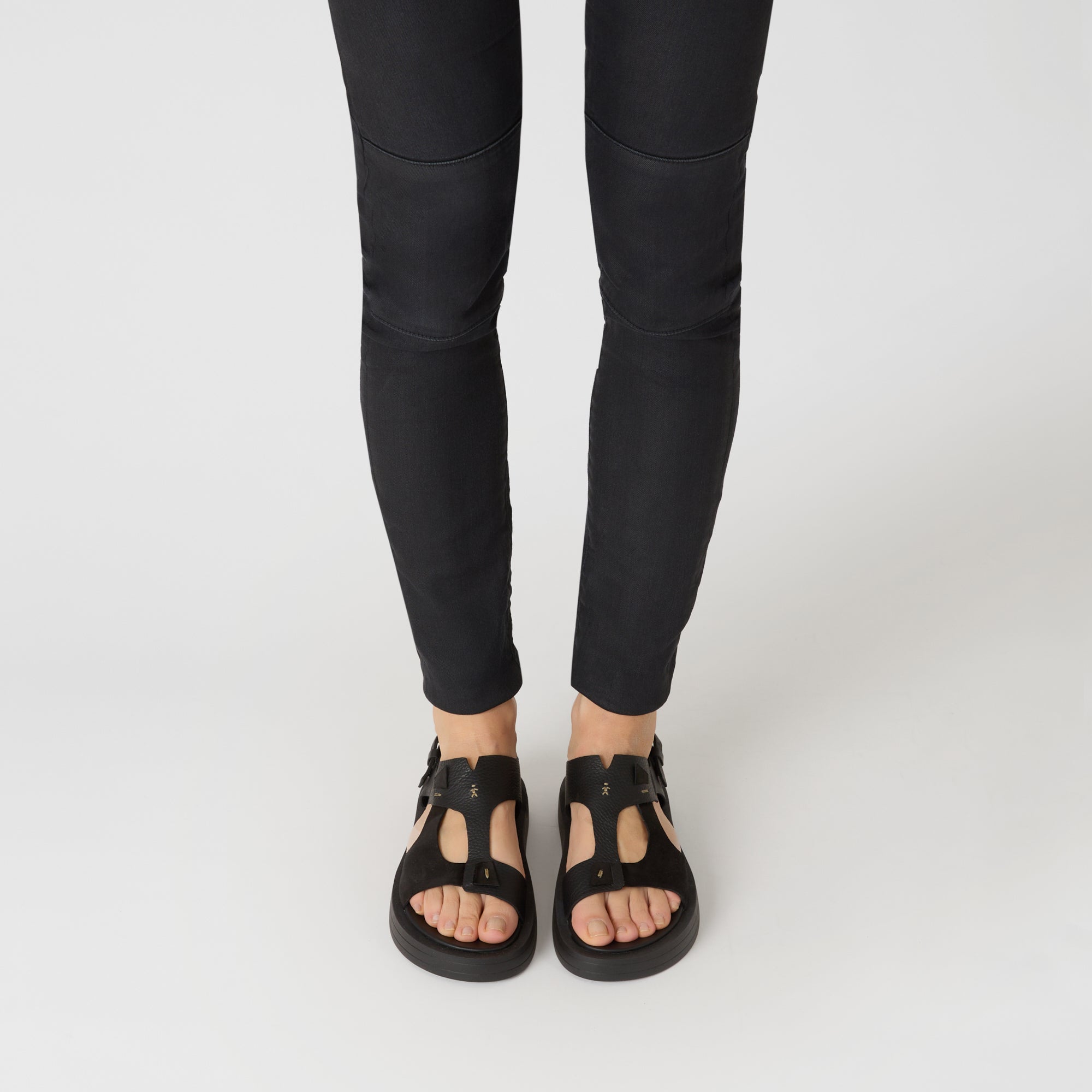 SD5304 Sandalo Muflone Camoscio Nero