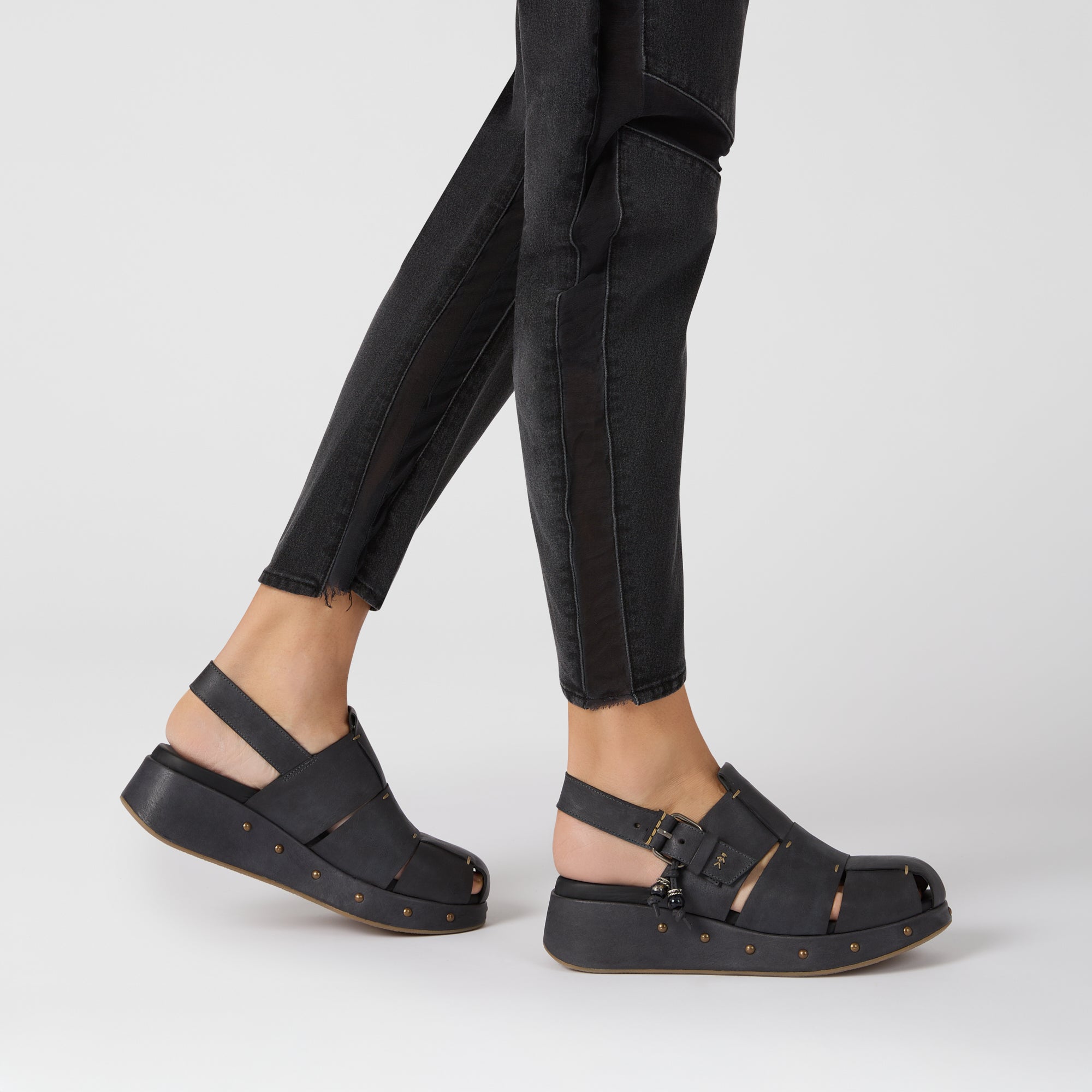 SD5900 Chanel Zeppa Sbiancato Nero
