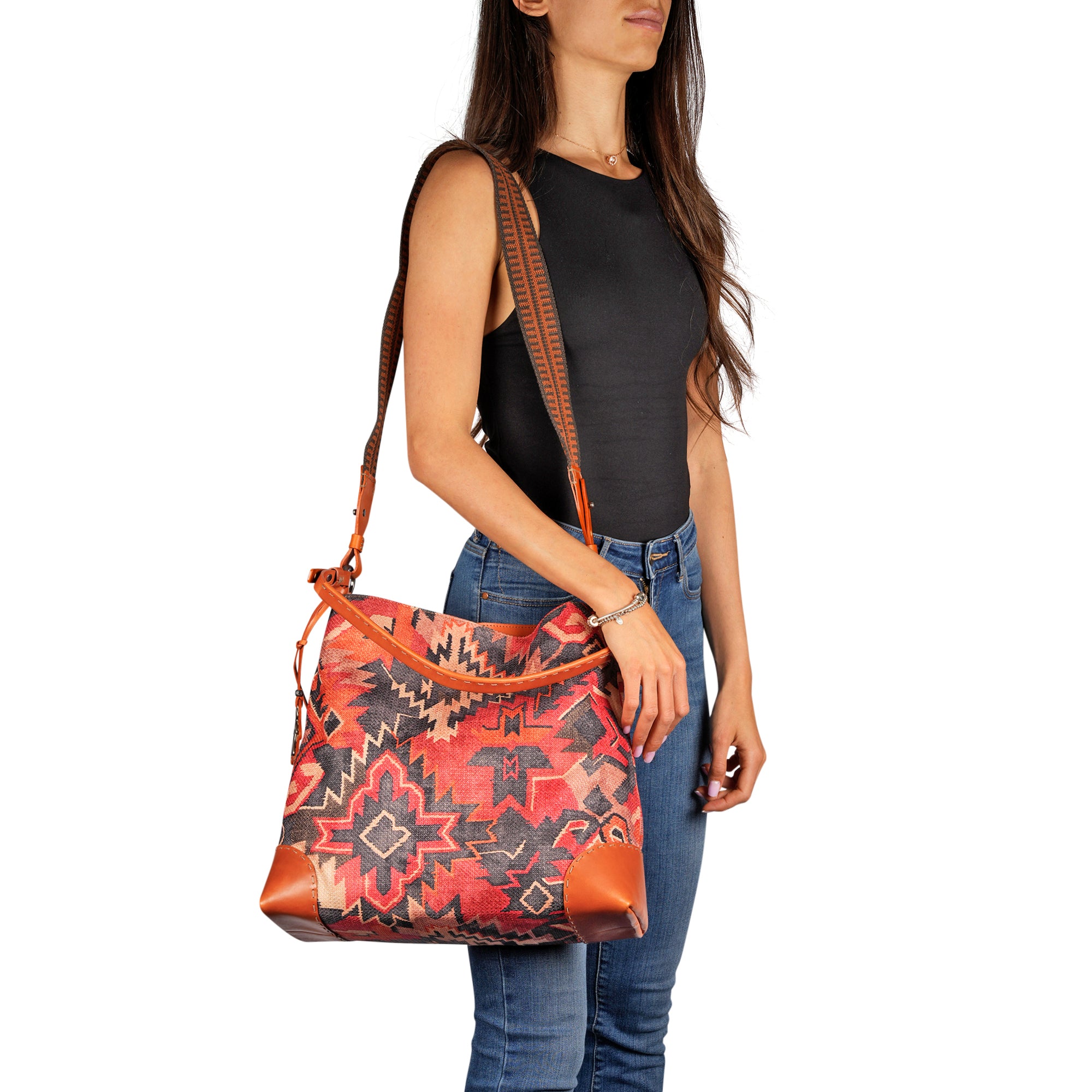 BD5001 Minerva L Fabric Tessuto Etnico Rubino